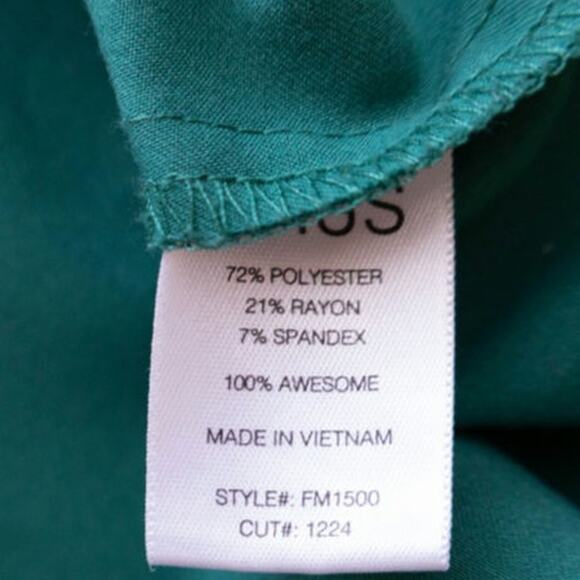 Figs Technical Collection Green Scrub Top Size Medium - Picture 5 of 7